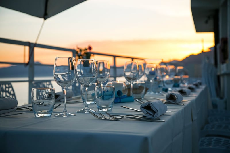 Fine Dining Table Setting